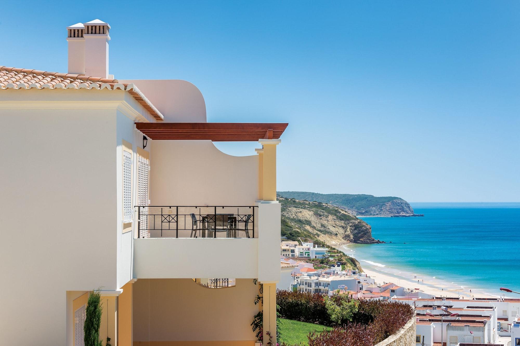 Nau Salema Beach Village Екстер'єр фото